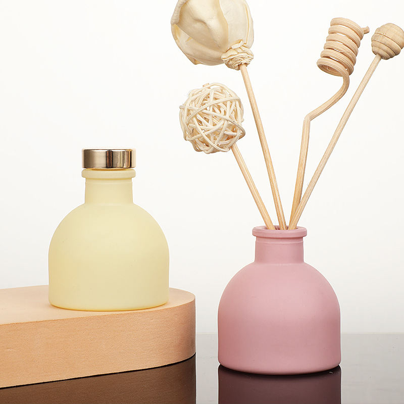 Home Fragrance Vaporizer - 1pc 50ml Empty Pink/White/Yellow/Black Aromatherapy Diffuser